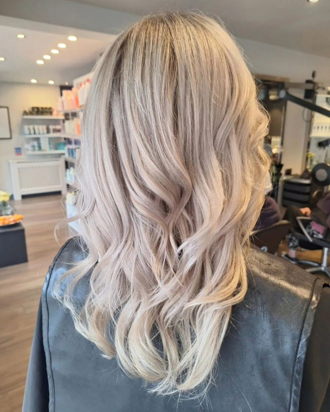 Shinefinity Zero Lift Glaze at Antony's Hair Salon, Bury Shinefinity Zero Lift Glaze at Antony's Hair Salon, Bury